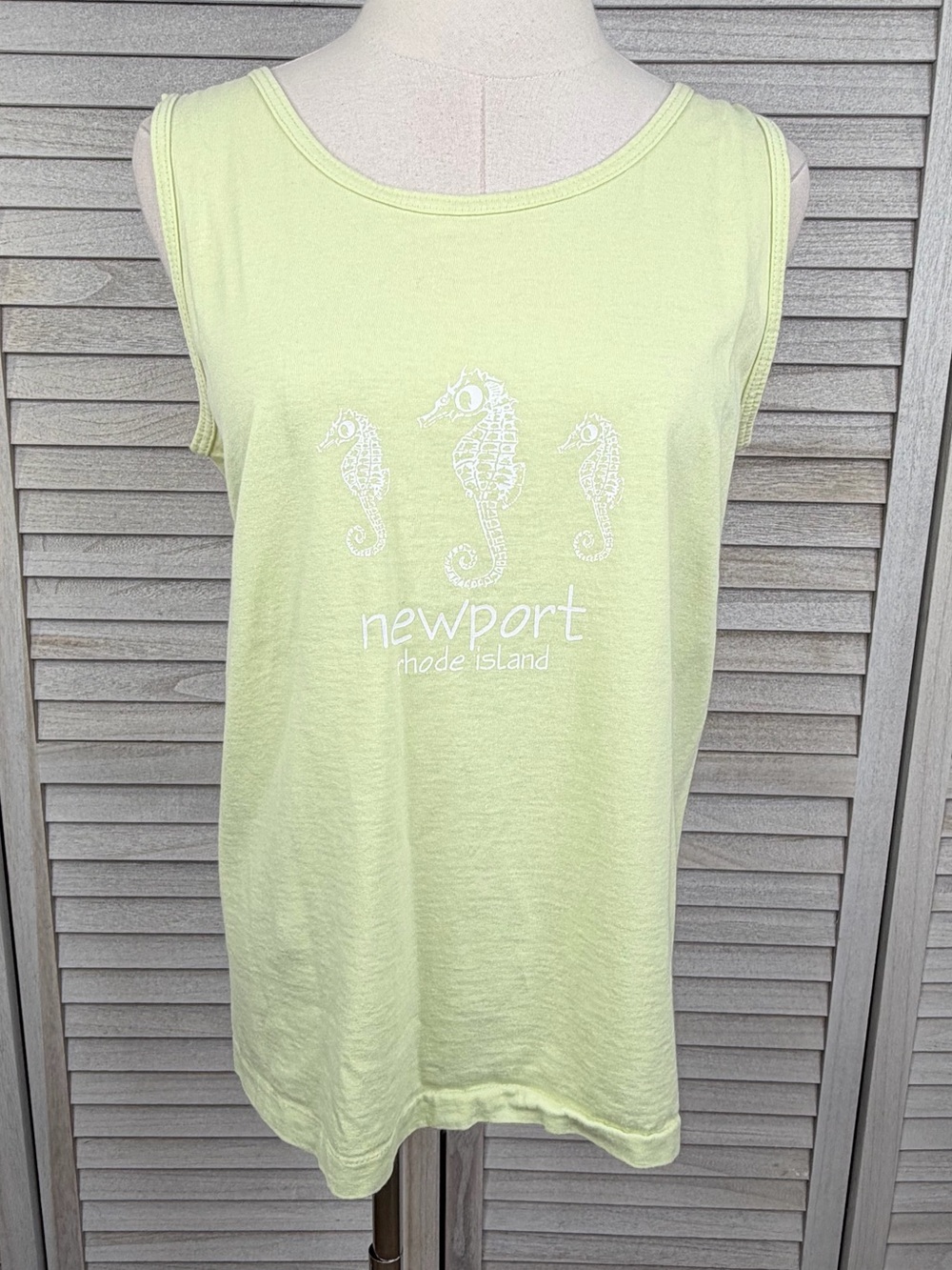 COMFORT COLORS Newport, Rhode Island Cotton Seahorse Tank Top Yellow/Green-M